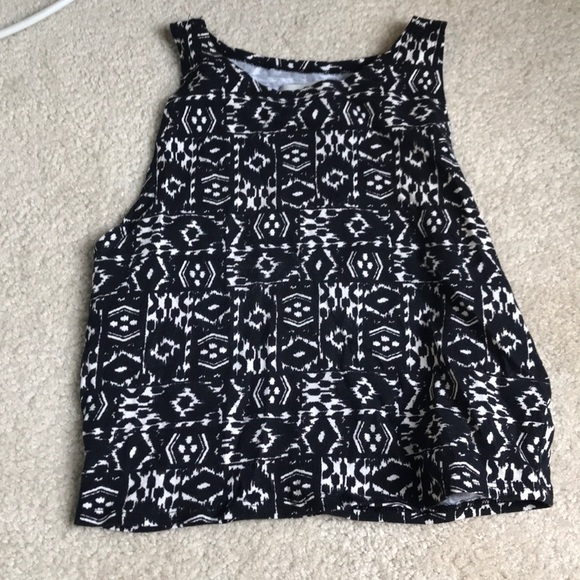 Crop top - Picture 1 of 2